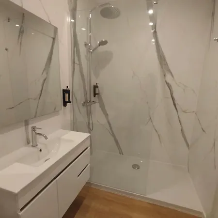 Romantic And Renewed 1 Bedroom In Campolide - 2s 公寓 Lisboa